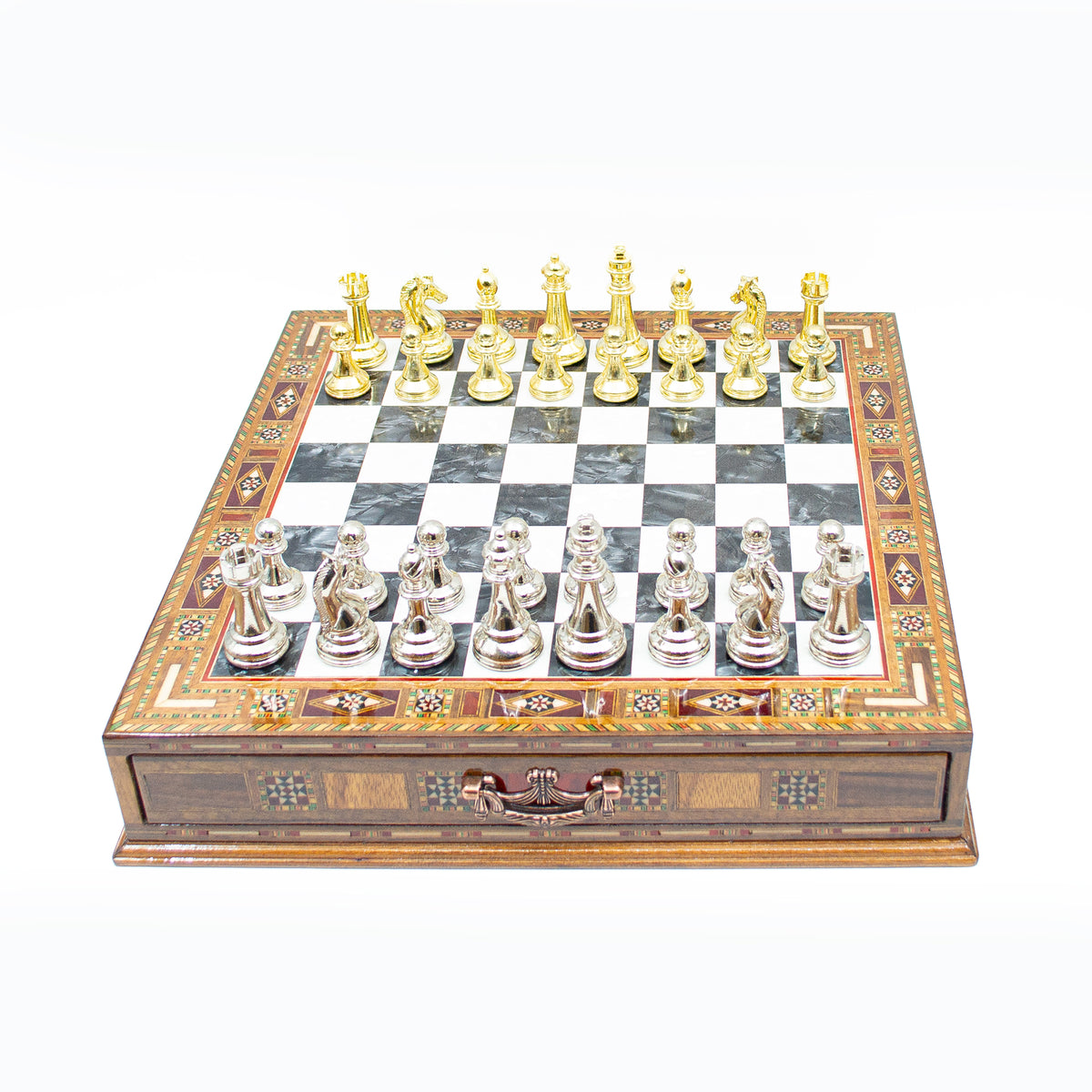Handcrafted wooden chess set with drawer and metal pieces - Chess atelier