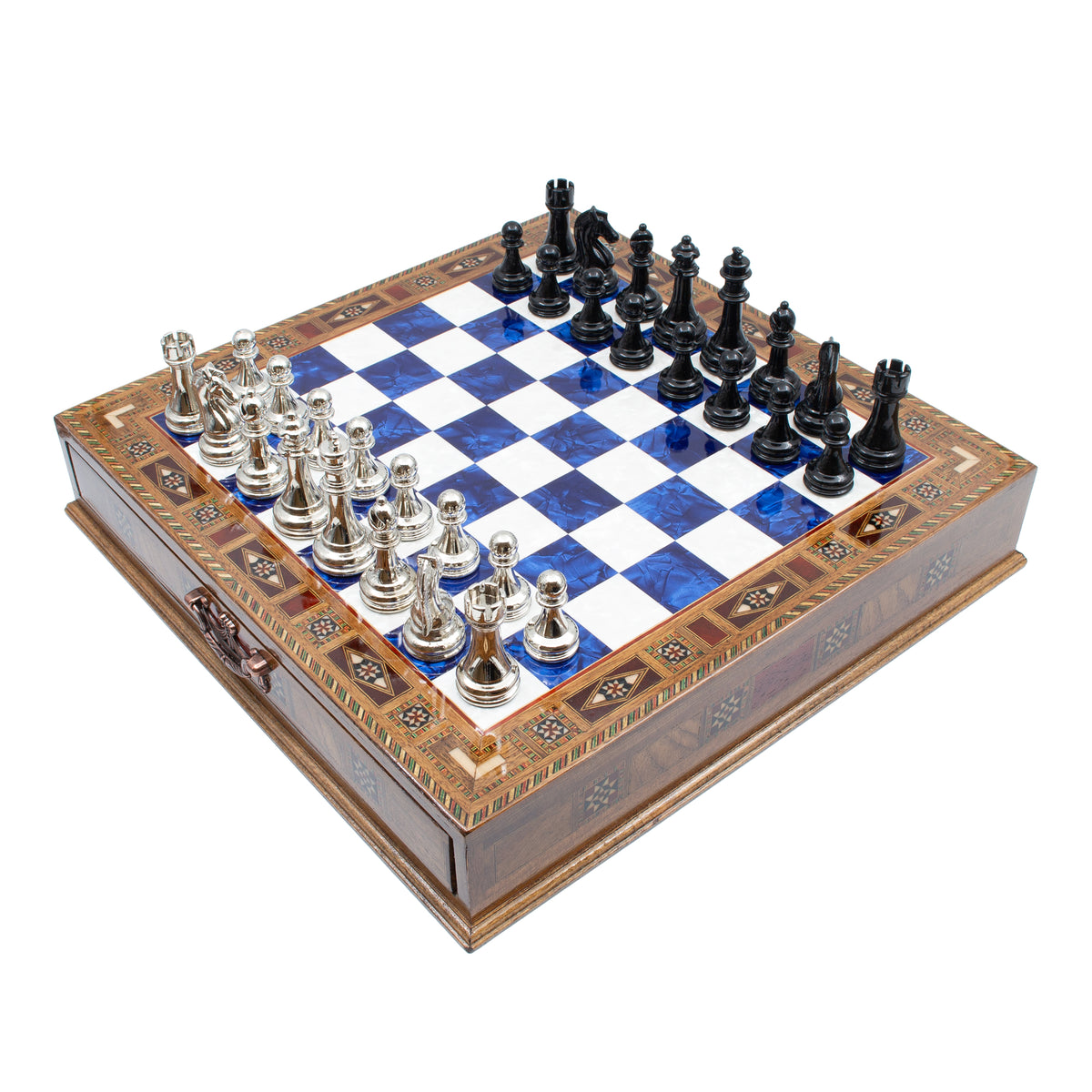 Wooden chess set with blue board and silver pieces - Chess workshop
