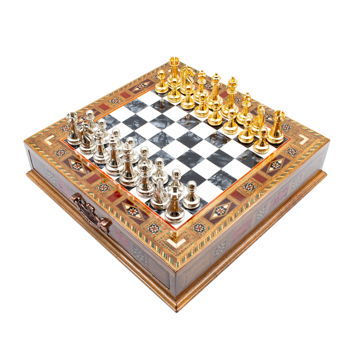 Wooden chess set with gold and silver pieces – Chess atelier
